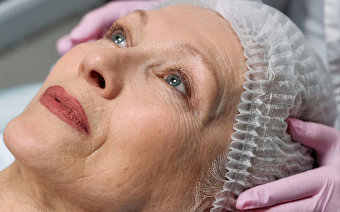 Les avantages des soins anti-âge à Abhyanga Spa : votre source de jeunesse près de Sanary-sur-Mer.